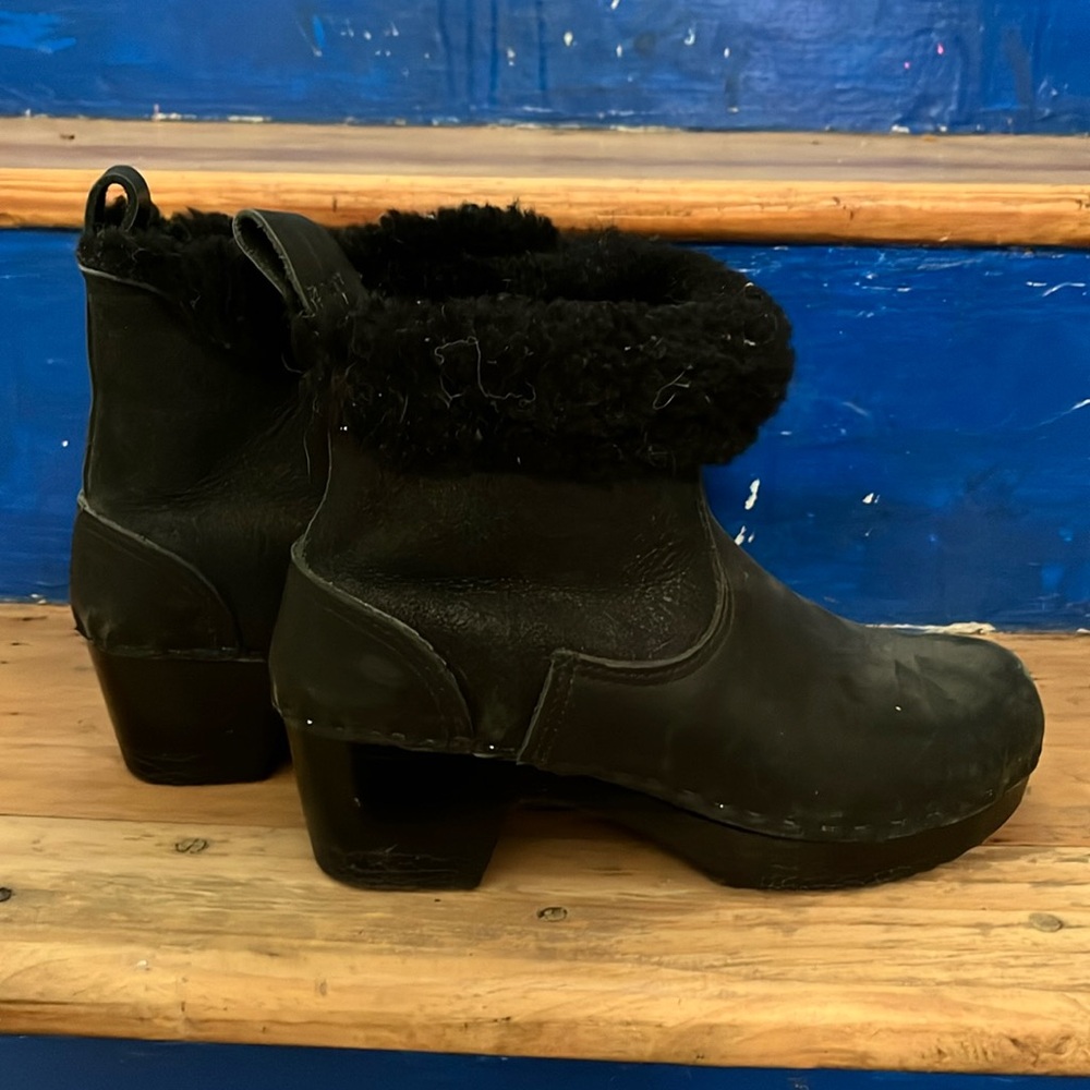 No.6  5" Pull on Shearling Clog Boot on Mid Heel in Black Suede